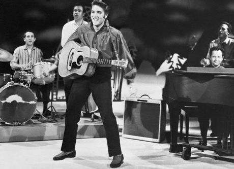 Η πρώτη εμφάνιση του Elvis Presley στο Ed Sullivan Show το 1956