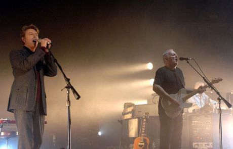 David Gilmour / David Bowie / Richard Wright - "Comfortably Numb"