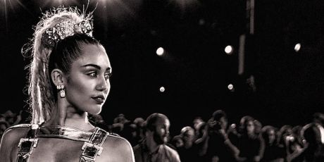 Younger Now νέο άλμπουμ για την Miley Cyrus