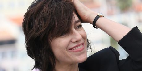 Νέο τραγούδι της Charlotte Gainsbourg - Rest