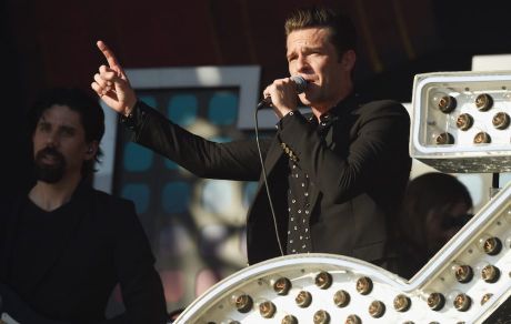 5 συνεχόμενα Νο 1 άλμπουμ στην Αγγλία για τους Killers