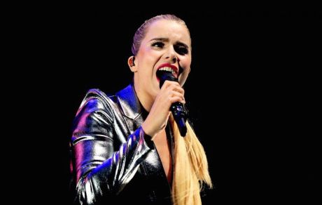 H Paloma Faith αντικατέστησε την Taylor Swift στο Νο 1 άλμπουμ της Αγγλίας