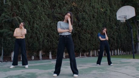 HAIM  “I Know Alone”