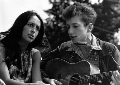 Φολκ και Λαϊκή επανάσταση: Τα φολκ των ‘60s προσέφεραν στους νέους, μια πρώτη ασφαλή επανάσταση