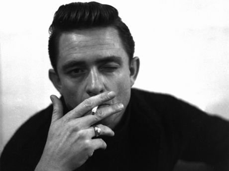 Johnny Cash, o άνδρας με τα μαύρα
