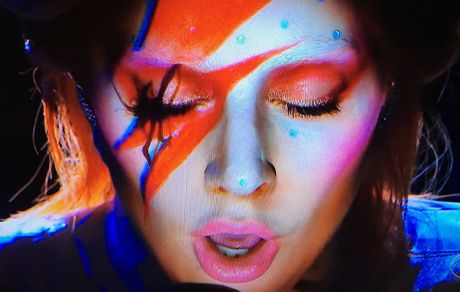 H Lady Gaga απαντά στον γιο του David Bowie