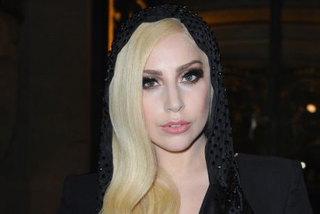 H Lady Gaga κατά των επιθέσεων στα πανεπιστήμια της Νέας Υόρκης...