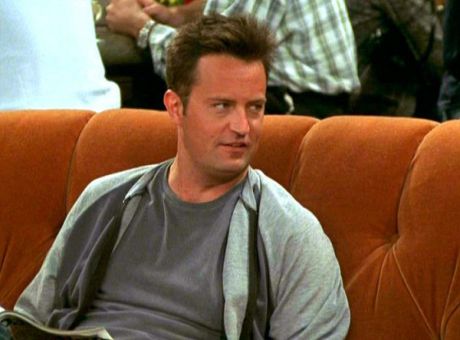 52 ετών ο Matthew Perry - Δείτε τις πιο αστείες στιγμές του στα φιλαράκια...