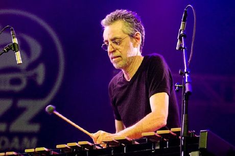 Mike Mainieri: Ένας άγνωστος για πολλούς ήρωας...