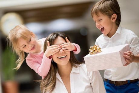 Η Μαμά κάνει βόλτα στον χρόνο, η μουσική είναι η μητέρα των απολαύσεων