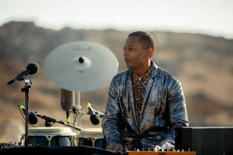 Το Ίδρυμα Ωνάση παρουσιάζει τον Jeff Mills και φίλους, σε μια μυσταγωγική συναυλία στον αρχαιολογικό χώρο της Δήλου