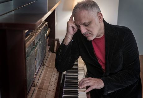Νίκος Πορτοκάλογλου: Δεν ξέχασα το μπούλινγκ που μου έκαναν κάποιοι αριστεροί. Να μη χαθεί από ασιτία ο πολιτισμός, 