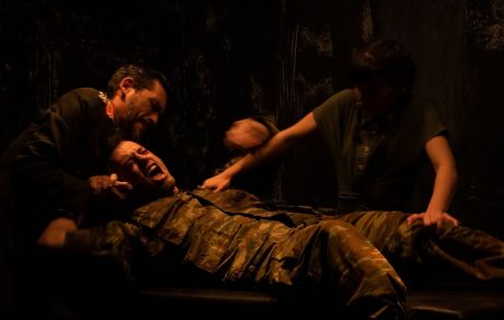 Κριτική για την νέα παράσταση της Αθηναϊκής Σκηνής «ΠΕΡΣΕΣ SHELTER»