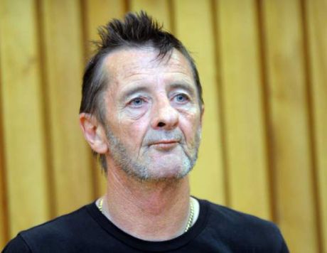 Ένοχος δήλωσε ο Phil Rudd πρώην ντράμερ των AC/DC