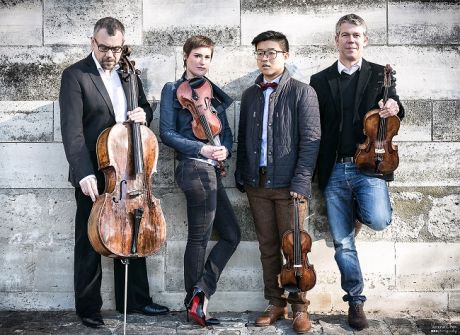 Οι Diotima ξυπνούν αναμνήσεις από τη σπουδαία μουσική ιστορία της Ευρώπης στο Φιλολογικό Σύλλογο Παρνασσός, στο πλαίσιο του Ύπνος Project...