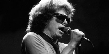 Πέθανε ο πρώτος τραγουδιστής των Flamin' Groovies