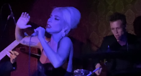 Fly me to the moon-Lady Gaga