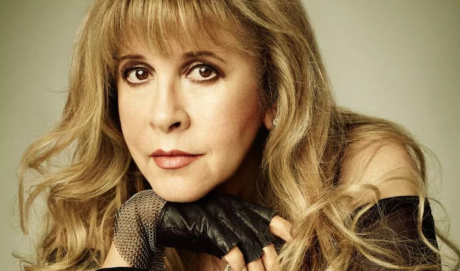 Η Stevie Nicks είναι η πρώτη γυναίκα μέλος του Rock & Roll Hall Of Fame σόλο και με γκρουπ