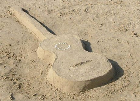 Η μουσική μάς ακολουθεί σε κάθε μας βήμα