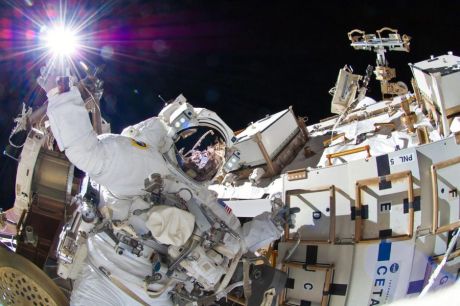 Ένα τεράστιο online αρχείο της NASA με 140000 φωτογραφίες και video...