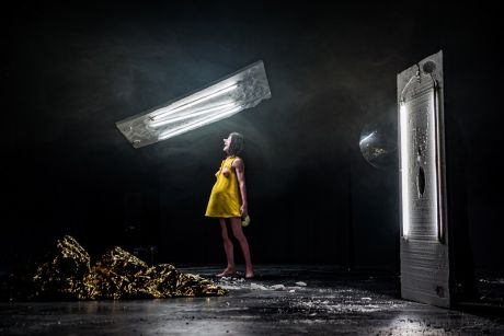 ΤΙΤΑΝΕΣ στην Κεντρική Σκηνή της Στέγης - Ο Ευριπίδης Λασκαρίδης επιστρέφει σε μία παράσταση του 2017