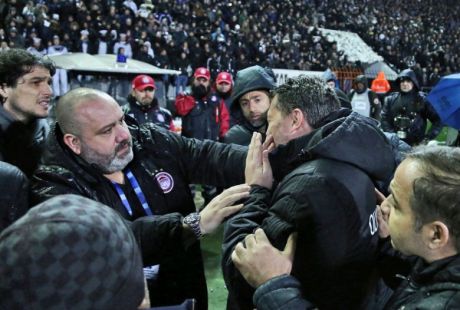 Γιατί παίζουν στο πρωτάθλημα αφού την έξοδο στην Ευρώπη την κρίνει ένας οπαδός;