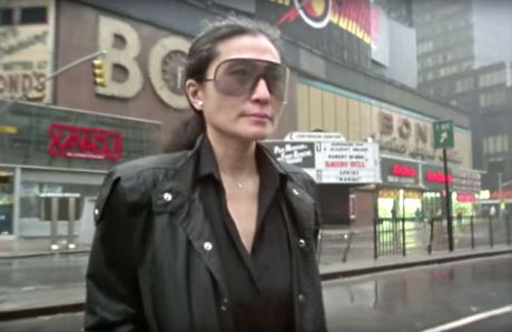 Yoko Ono - Walking On Thin Ice, χρόνια μπροστά από την εποχή του