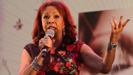 Η τραγουδίστρια της σόουλ Candi Staton διαγνώσθηκε με καρκίνο στο στήθος