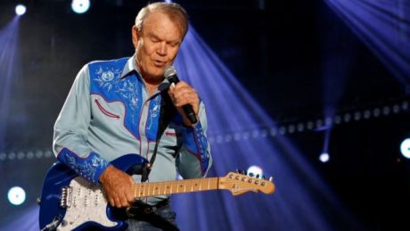 Glen Campbell ένας θρύλος της κάντρυ πέθανε 81 ετών