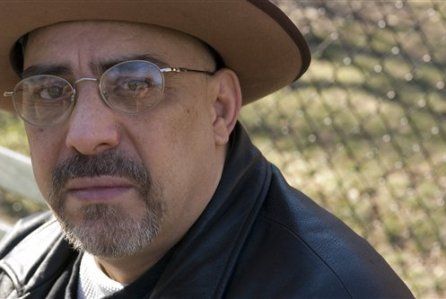 Pat DiNizio, τραγουδιστής, κιθαρίστας των Smithereens,  πέθανε 62 ετών
