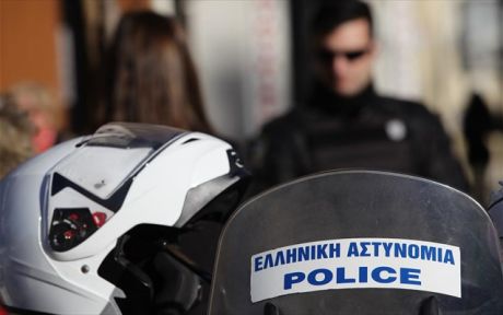 88χρονος πυροβόλησε τους ληστές που μπήκαν σπίτι του