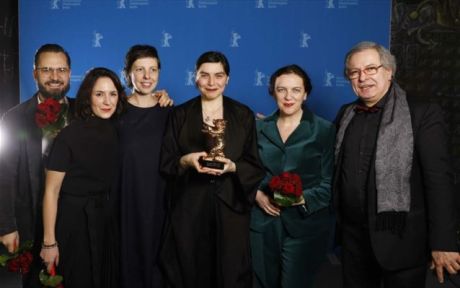 Berlinale: Χρυσή Άρκτος για το «Touch Me Not» της Αντίνα Πιντίλιε