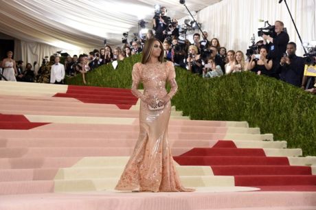 Γυναικείες παρουσίες στο Met Gala