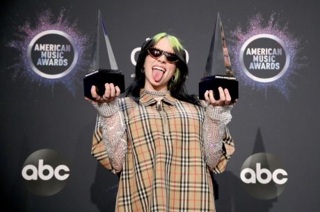 Billie Eilish - Therefore I Am (Live from the AMA / 2020)