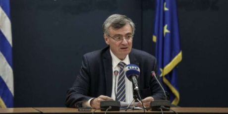 Κορωνοϊός: Με την γρίπη πόσους νεκρούς είχαμε; – Ο Τσιόδρας απάντησε στο αντεπιχείρημα για τα μέτρα, 121 οι νεκροί