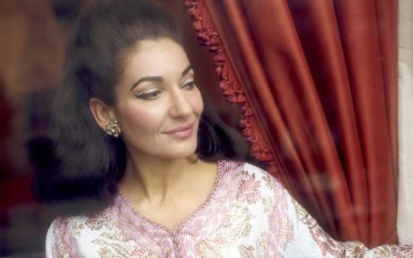 Maria Callas. La Divina ... η απόλυτη Diva, η μία, η μοναδική ... κανένας και καμία δεν κατάφερε να αγγίξει το μύθο της