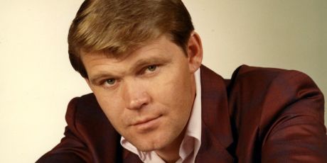 Έφυγε από τη ζωή ο Glen Campbell