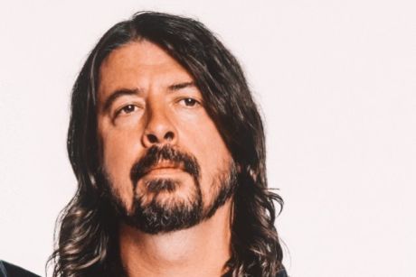 Δηλώσεις Dave Grohl για τον θάνατο του Malcolm Young των AC/DC