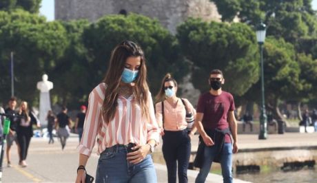 Κοροναϊός: Όλο και χειρότερα, 935 κρούσματα- 5 θάνατοι και 91 διασωληνωμένοι  