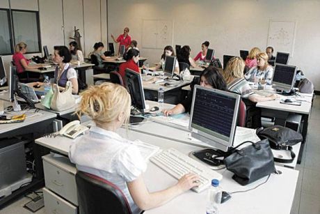 Εκεί έχουν οδηγήσει τους νέους