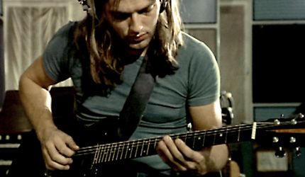 Οι 8 πιο παράξενες συμμετοχές του David Gilmour στους Pink Floyd