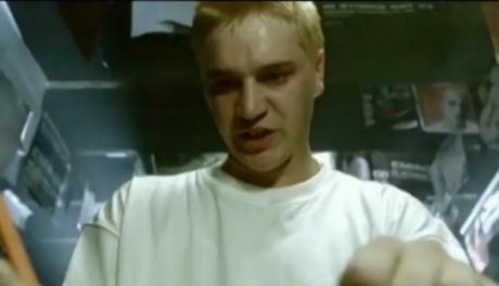 Στο λεξικό Oxford English Dictionary προστέθηκε η εμπνευσμένη από τον Eminem λέξη stan