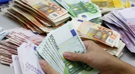 Ζώδια και χρήμα... Πως βλέπει το κάθε ζώδιο τα χρήματα...;