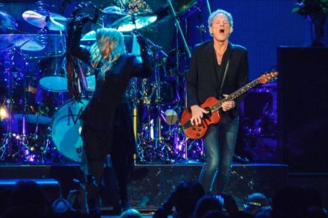 Lindsey Buckingham: Οι Fleetwood Mac τον έδιωξαν με τηλεφώνημα 