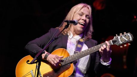 H Rickie Lee Jones για Walter Becker-Steely Dan