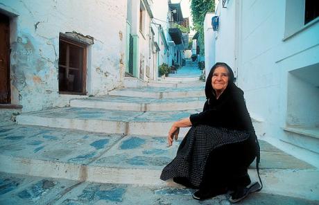 100 χρήσιμα μυστικά της γιαγιάς που κάθε νοικοκυρά και μη θα πρέπει να γνωρίζει.