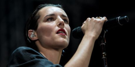 Jehnny Beth | Flower