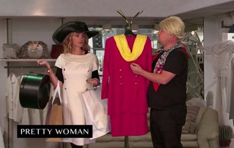 Η Julia Roberts υποδύεται ρόλους της καριέρας της με τον James Corden σε ένα απίστευτο video