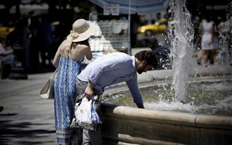 «Καμίνι» η χώρα, «καμπανάκι» από τους ειδικούς για τα σκουπίδια