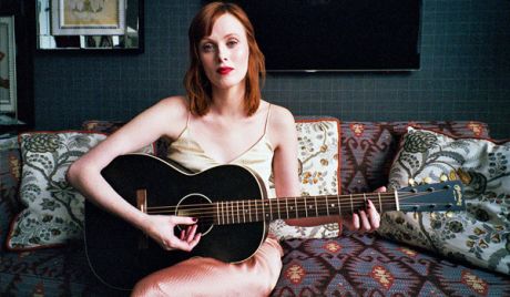 Καλό Σαββατοκύριακο με νέες μουσικές...